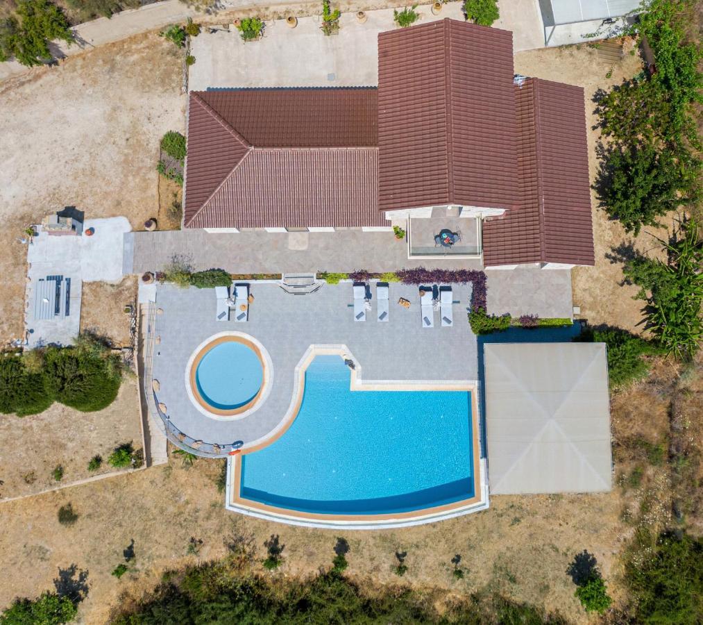 Kaminia Blu Villa Radzaklí Kültér fotó